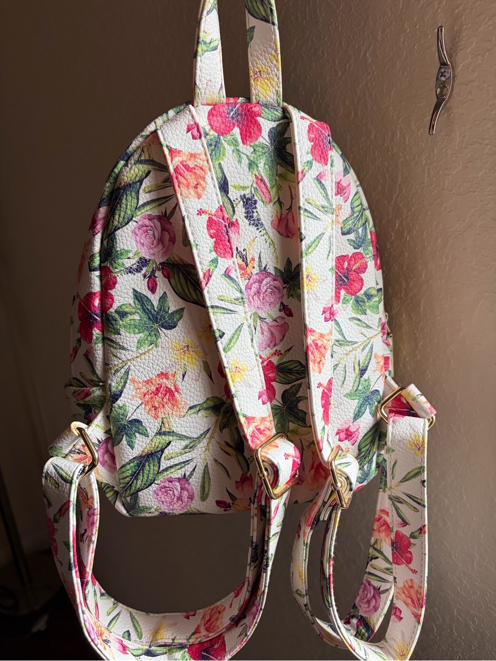Steve Madden White Floral Mini Backpack - Picture 2 of 9